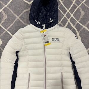 Tommy Hilfiger White and Navy Puffer Jacket